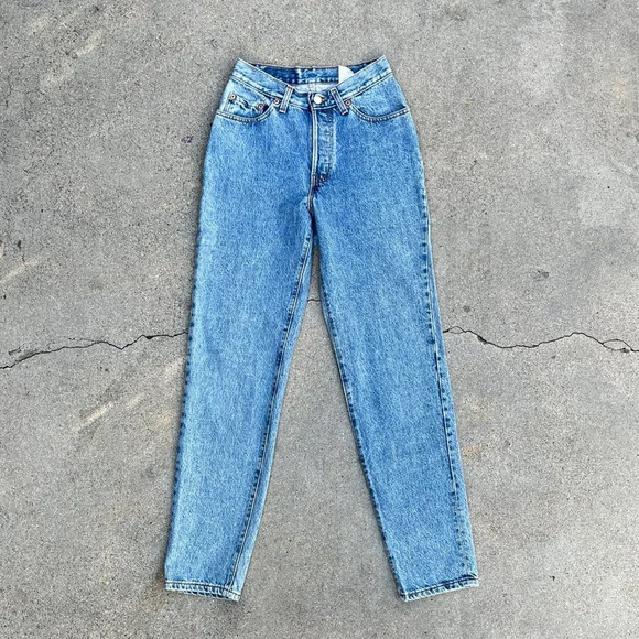 Levi's Denim - Vintage 90s Women's Levi's Denim Jeans Style 13501 Made in USA 26"W